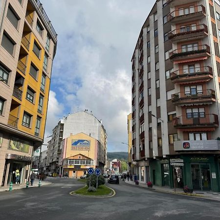 Cuatro Caminos Hotel Sarria Exterior photo